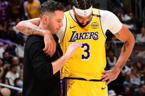 芒果体育包含重磅！浓眉哥连续三场比赛得分超过关键助攻休斯敦火箭调整名单备战中超，今晨成都蓉城备战CBA季后赛的词条