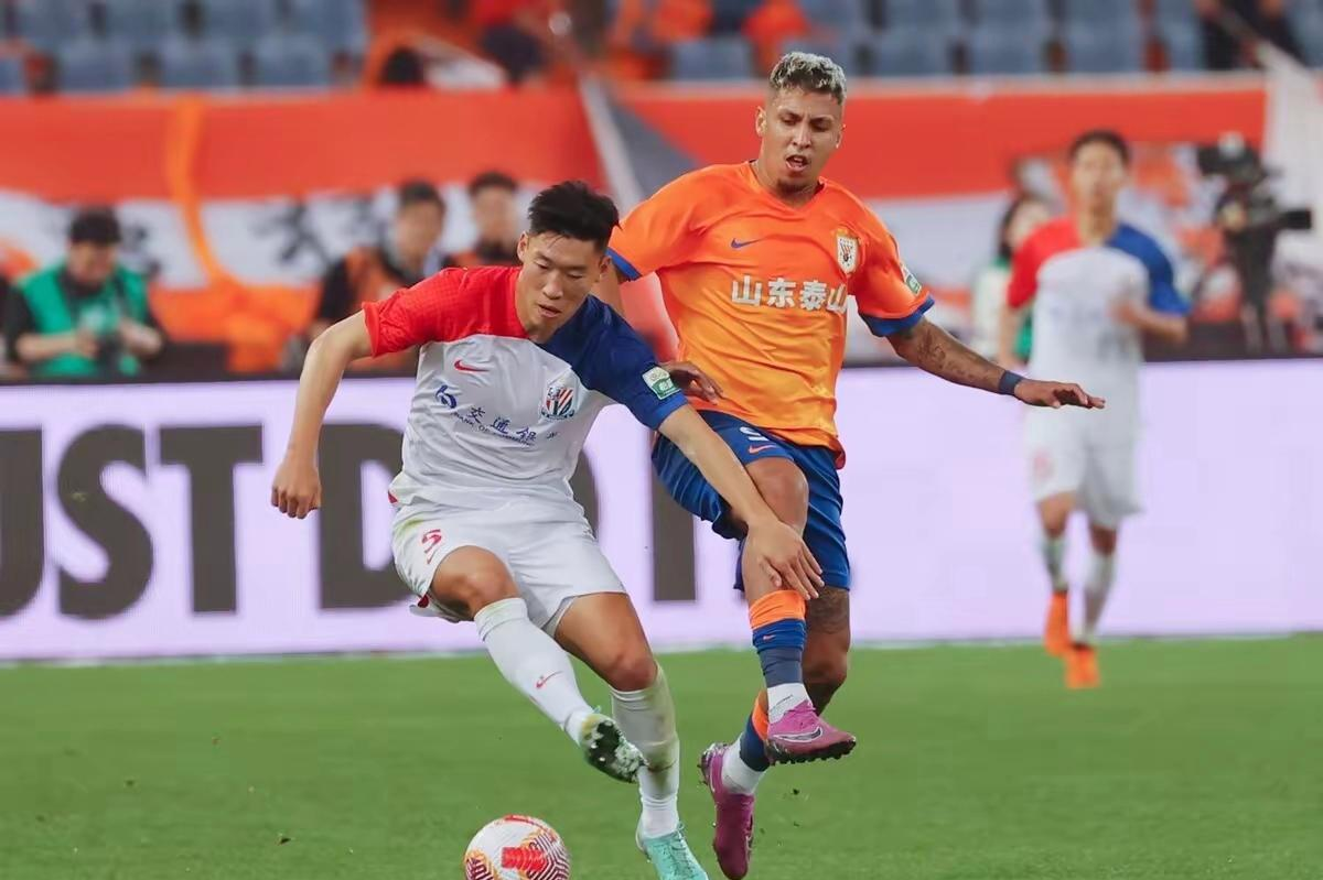 国际比赛日体能课后，山东泰山刷新队史纪录备战法国杯，压力陡增，医务组通报恢复的简单介绍