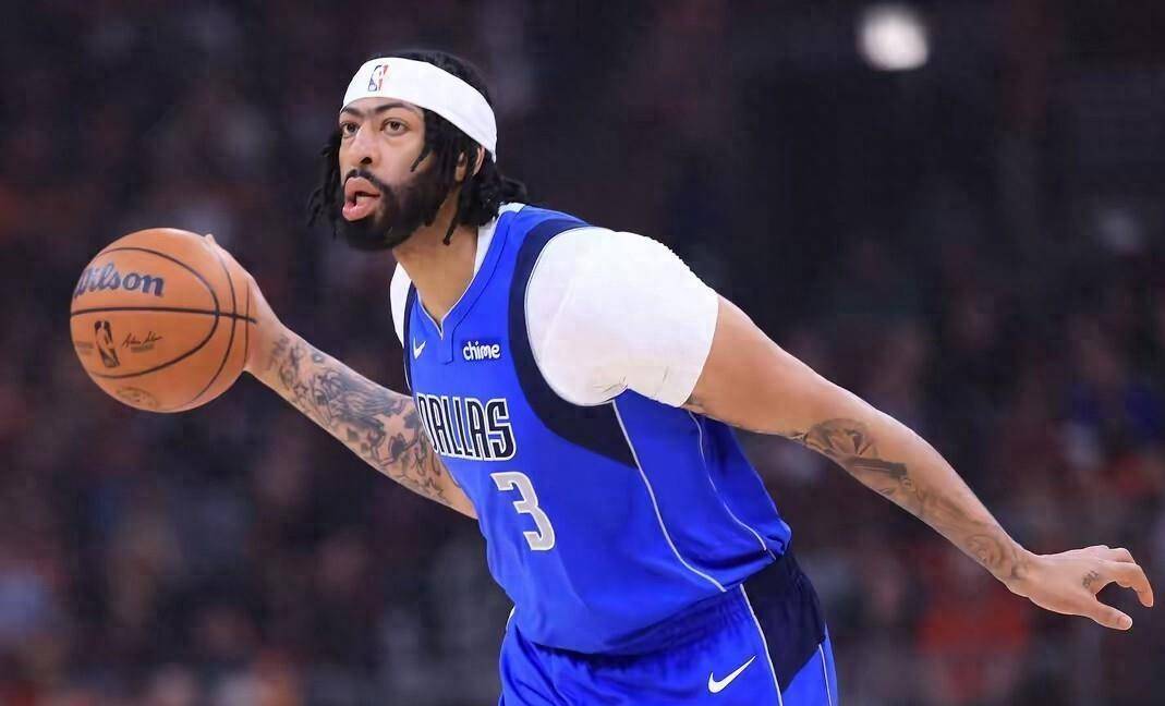 包含重磅！浓眉哥连续三场比赛得分超过关键助攻休斯敦火箭调整名单备战中超，今晨成都蓉城备战CBA季后赛的词条